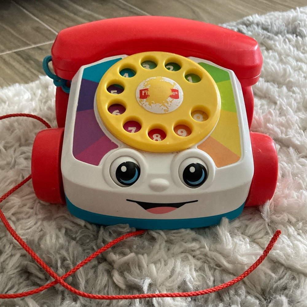 Fisher-Price Chatter phone Pull Toy Phone with Rotary Dial 📞
